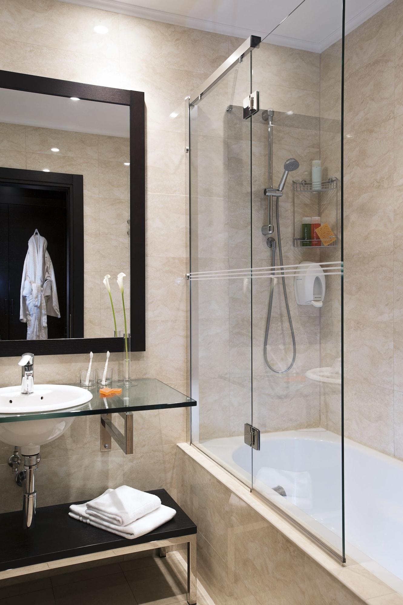 Nh Timisoara Hotel Ngoại thất bức ảnh