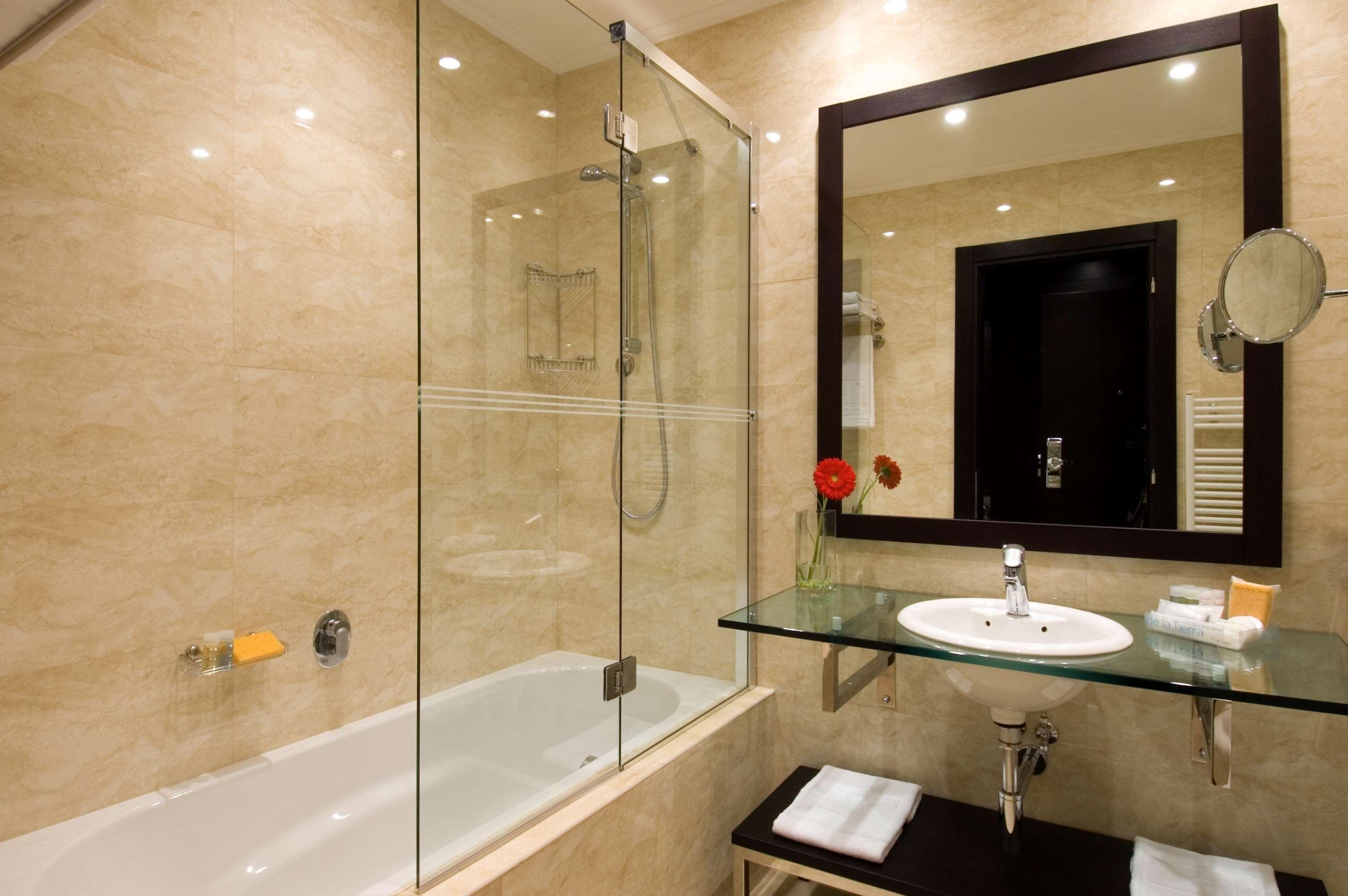 Nh Timisoara Hotel Ngoại thất bức ảnh