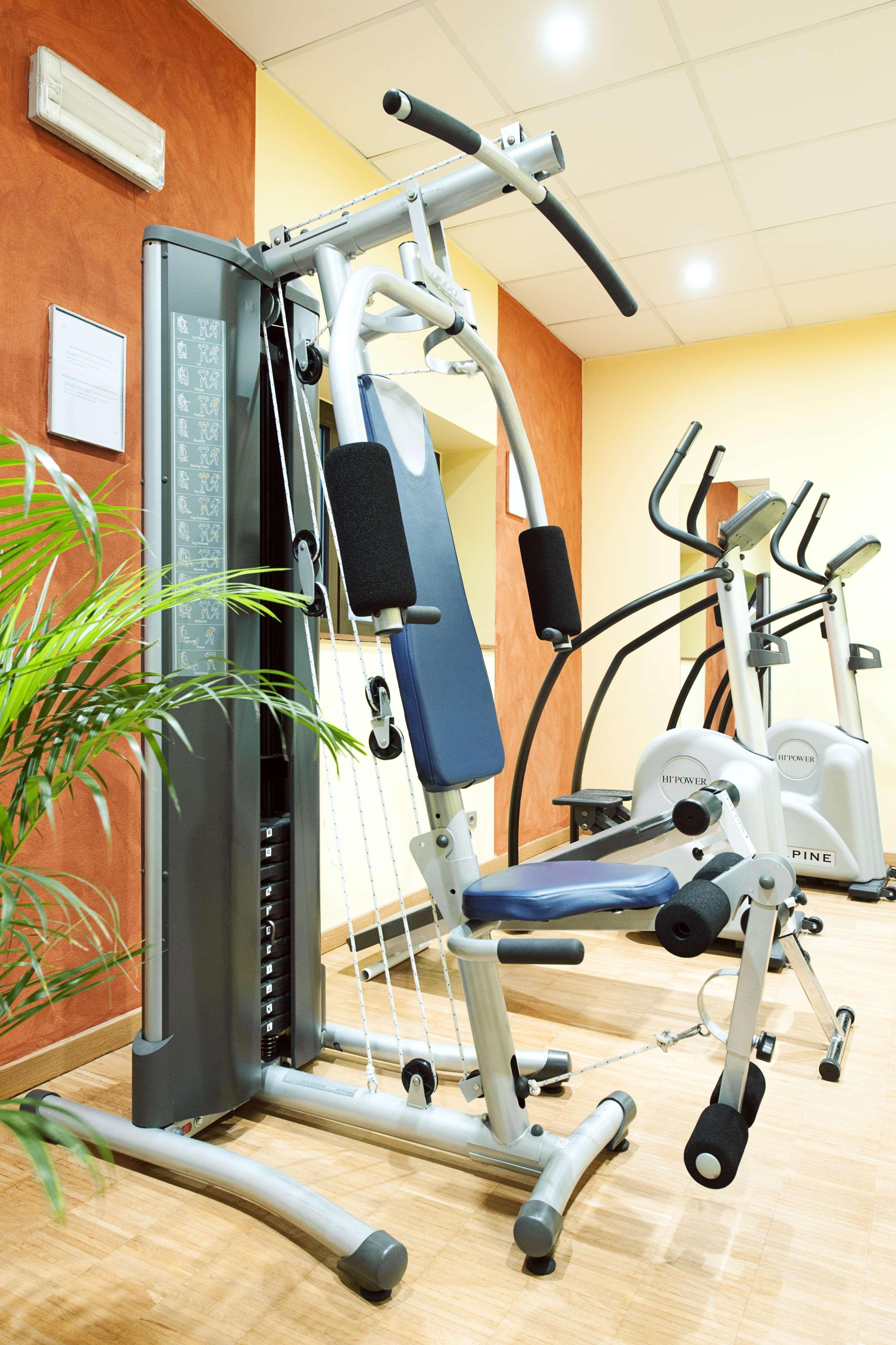 Nh Timisoara Hotel Ngoại thất bức ảnh