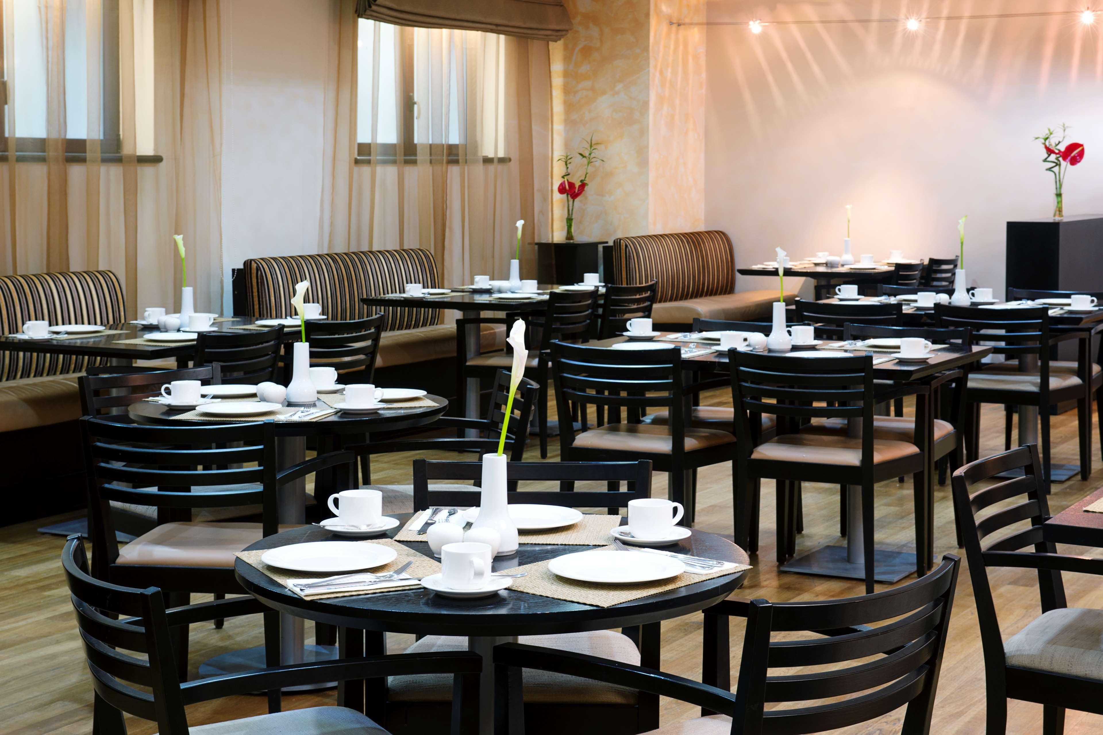 Nh Timisoara Hotel Ngoại thất bức ảnh