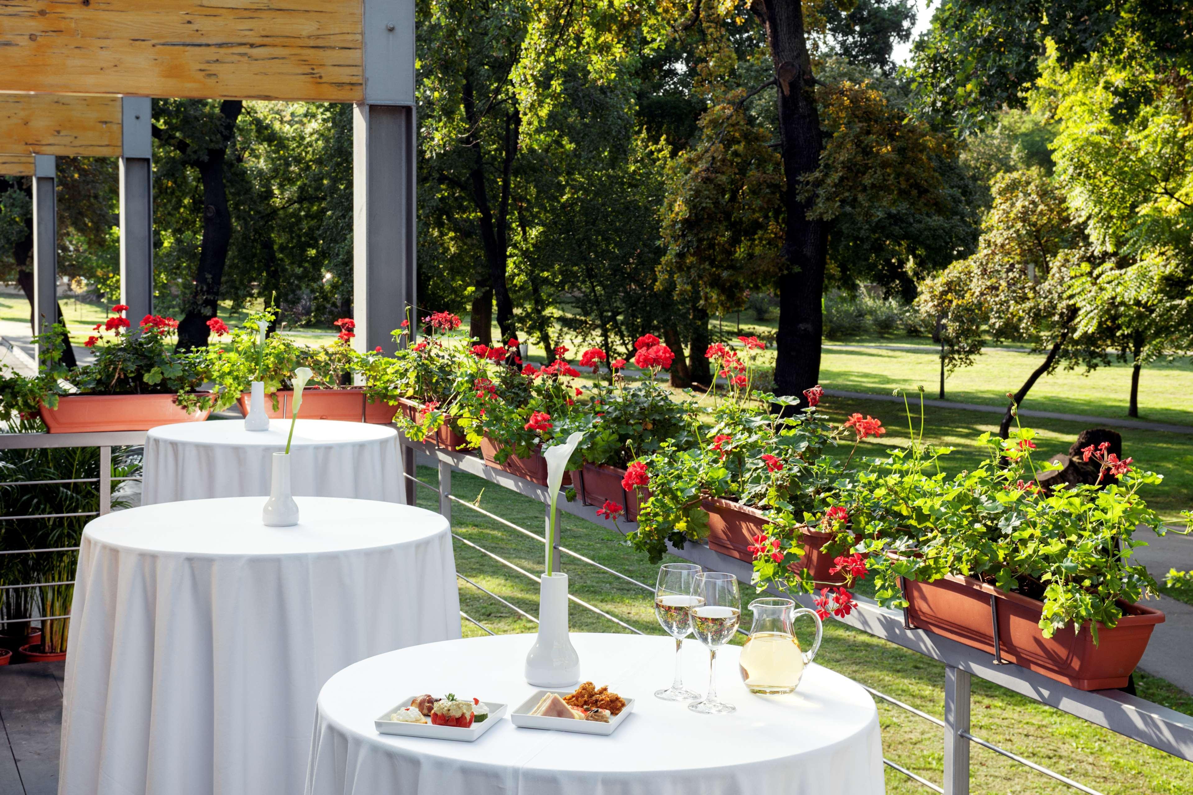 Nh Timisoara Hotel Ngoại thất bức ảnh