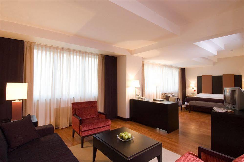 Nh Timisoara Hotel Phòng bức ảnh