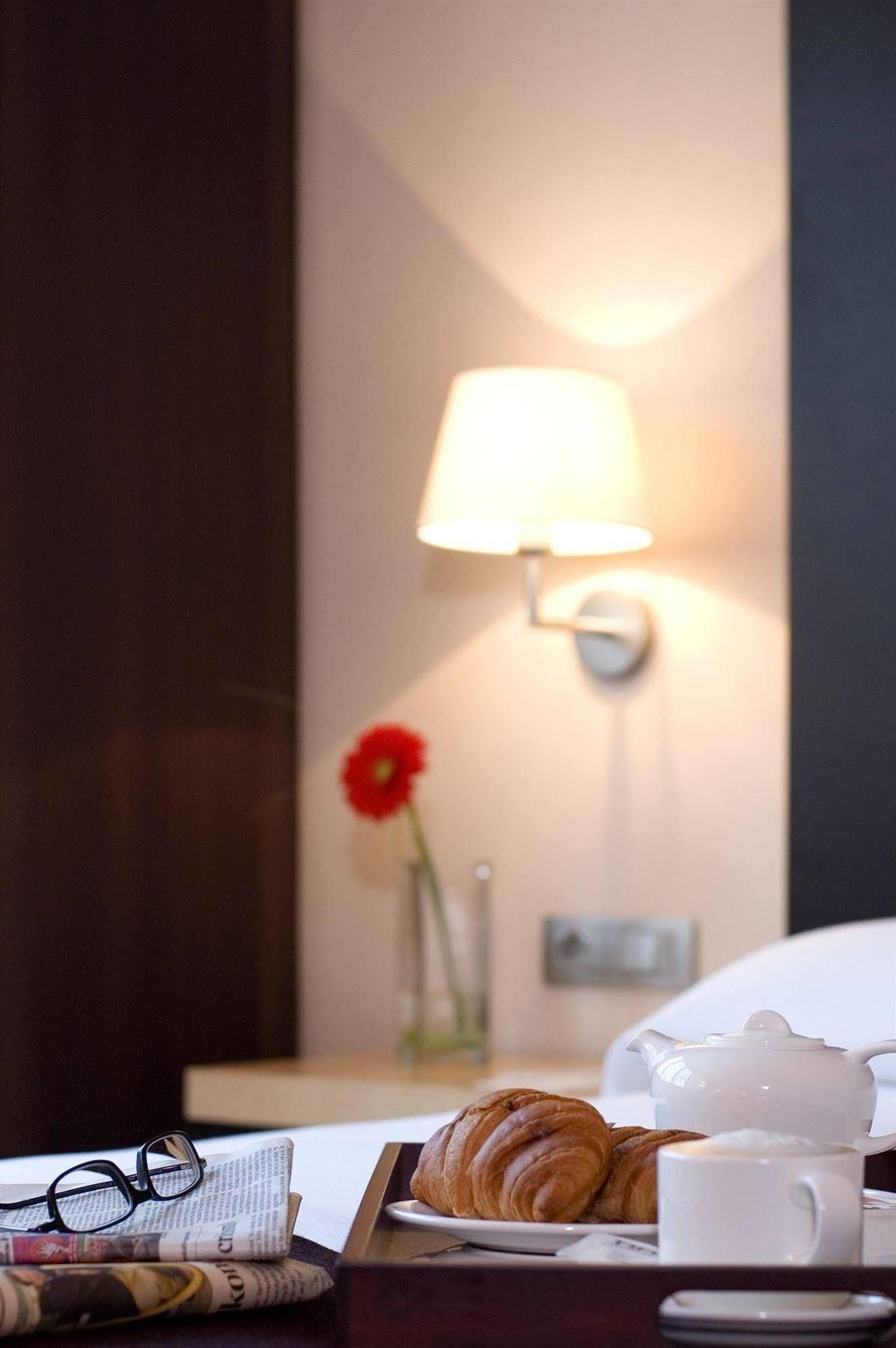 Nh Timisoara Hotel Phòng bức ảnh