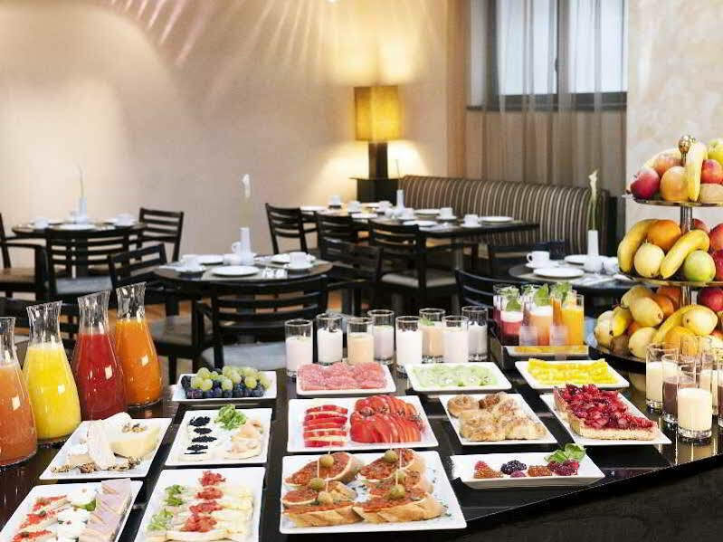 Nh Timisoara Hotel Ngoại thất bức ảnh